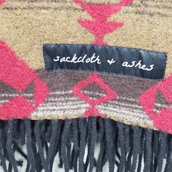 Sackcloth & Ashes Aztec Southwest Reversible Throw Blanket 70"x59" Italy Fringe - Picture 4 of 11